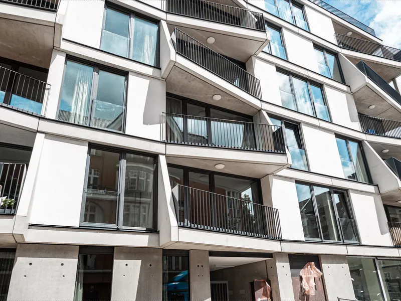 Attraktive 2-Zimmer Wohnung in begehrter Lage zwischen Landwehrkanal und Treptower Park — photo 1